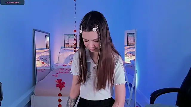 Lil Amelie online show from 10, 2, 2025