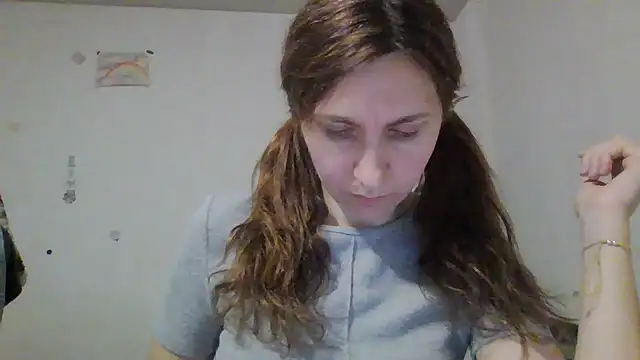 JasmineGlamour online show from 2, 12, 2025