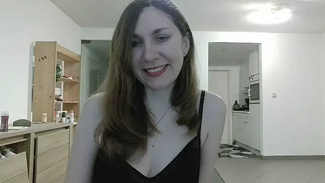 JasmineGlamour online show from 3, 5, 2026