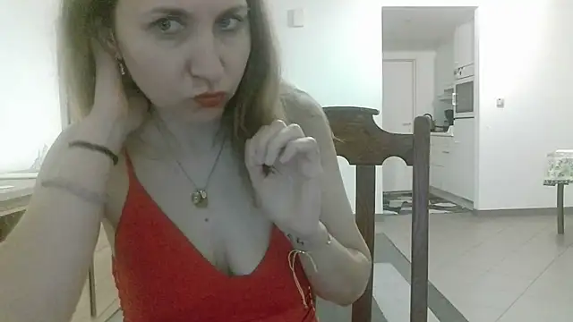 JasmineGlamour online show from 27, 4, 2026