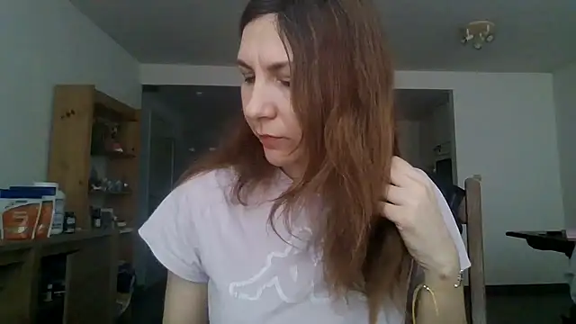 JasmineGlamour online show from 4, 4, 2026