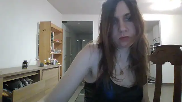 JasmineGlamour online show from 14, 4, 2026