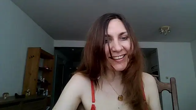 JasmineGlamour online show from 28, 5, 2026