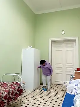 Snapshot of FantasyMichelle chatting on 1, 2, 2025 FantasyMichelle online show from 1, 2, 2025