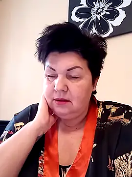 Snapshot of FantasyMichelle chatting on 9, 2, 2025 FantasyMichelle online show from 9, 2, 2025