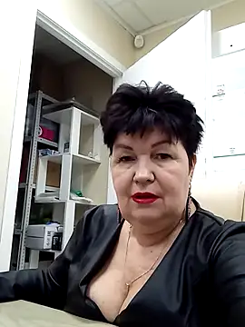 Snapshot of FantasyMichelle chatting on 11, 1, 2025 FantasyMichelle online show from 11, 1, 2025