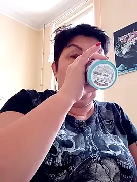 Snapshot of FantasyMichelle chatting on 11, 2, 2025 FantasyMichelle online show from 11, 2, 2025