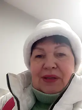 Snapshot of FantasyMichelle chatting on 10, 1, 2025 FantasyMichelle online show from 10, 1, 2025