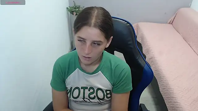 valerie diaz1 online show from 18, 2, 2026