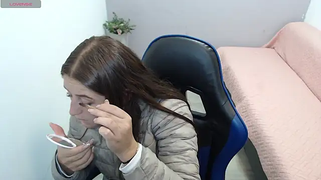 valerie diaz1 online show from 12, 2, 2026