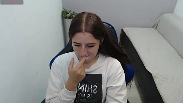 valerie diaz1 online show from 10, 11, 2025