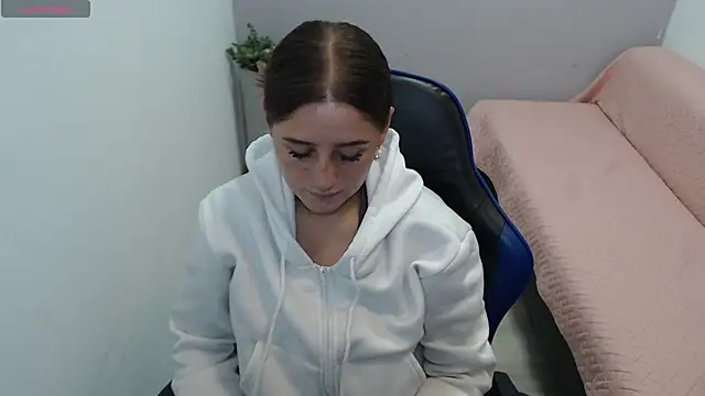 valerie diaz1 online show from 11, 2, 2026