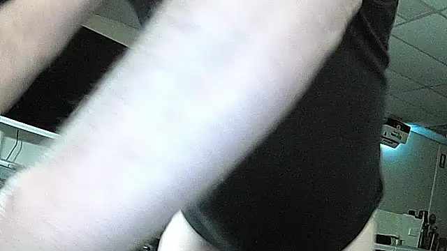 Nice8inchaussie online show from 13, 10, 2025