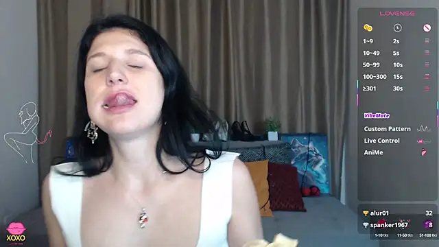 Alianna Solo Kisses online show from 22, 3, 2025