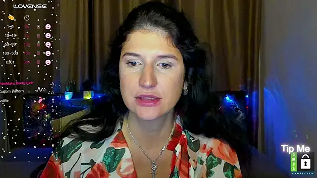 Alianna Solo Kisses online show from 5, 12, 2025