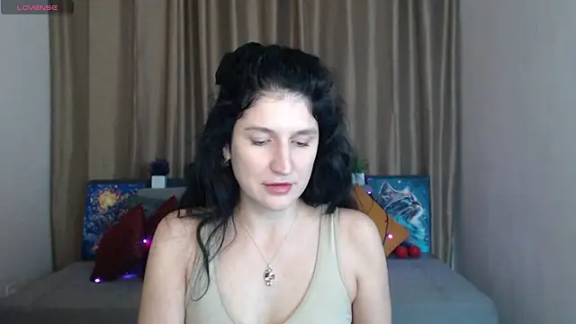 Alianna Solo Kisses online show from 18, 3, 2025