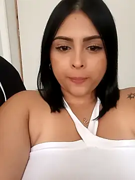 MelannyBell online show from 15, 2, 2025