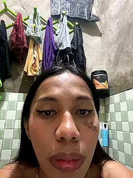 whiteladyboy online show from 1, 11, 2025