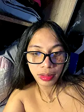 whiteladyboy online show from 23, 11, 2025