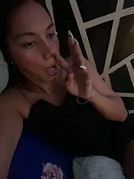 whiteladyboy online show from 22, 10, 2025