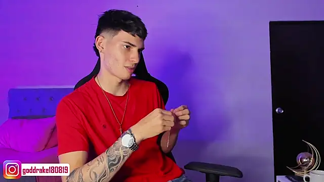 god drake online show from 4, 2, 2025