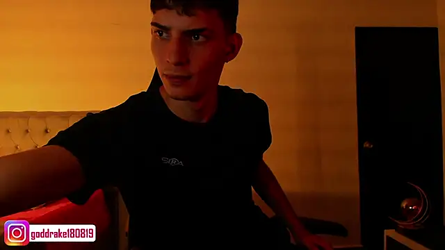 god drake online show from 5, 2, 2025