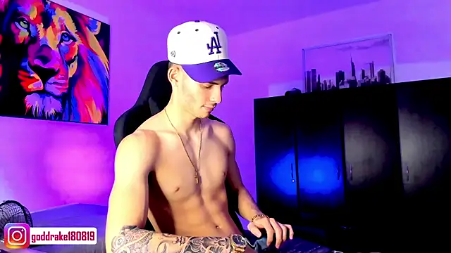 god drake online show from 4, 12, 2024