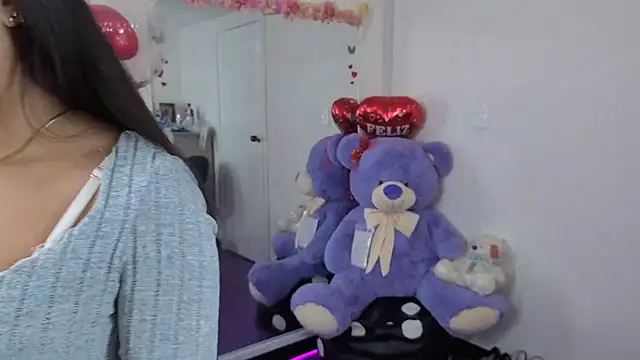 Snapshot of AriadnaCappelletty chatting on 18, 10, 2025 AriadnaCappelletty online show from 18, 10, 2025