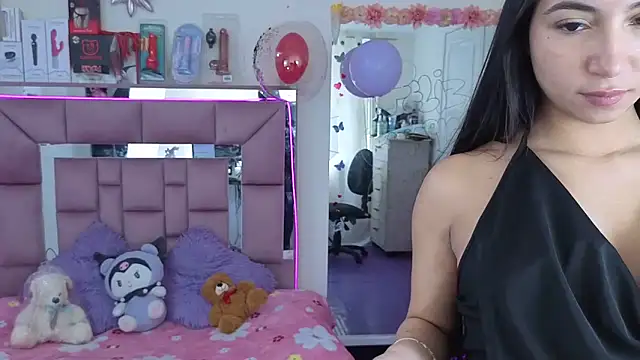 Snapshot of AriadnaCappelletty chatting on 10, 11, 2025 AriadnaCappelletty online show from 10, 11, 2025