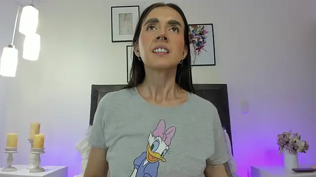 helen mooree online show from 12, 5, 2026