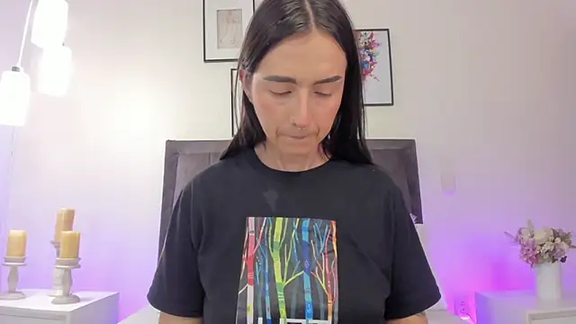 helen mooree online show from 12, 3, 2026