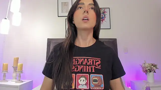 helen mooree online show from 5, 3, 2026