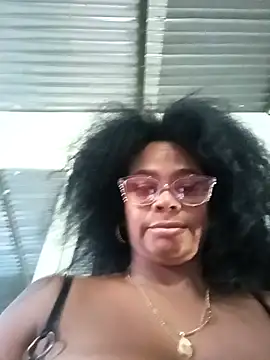 Melanie candy  online show from 6, 10, 2025