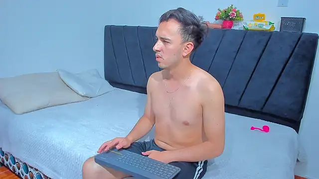 big-dicktop23 online show from 9, 10, 2025