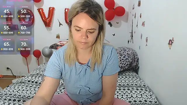 hotmilf4uxxx online show from 26, 5, 2026