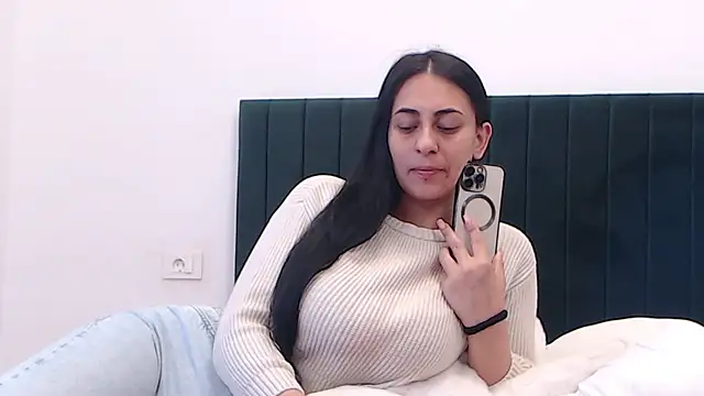 Aimeclark online show from 7, 4, 2026