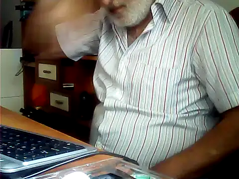 Snapshot of zormen355 chatting on 6, 7, 2026 zormen355 online show from 6, 7, 2026