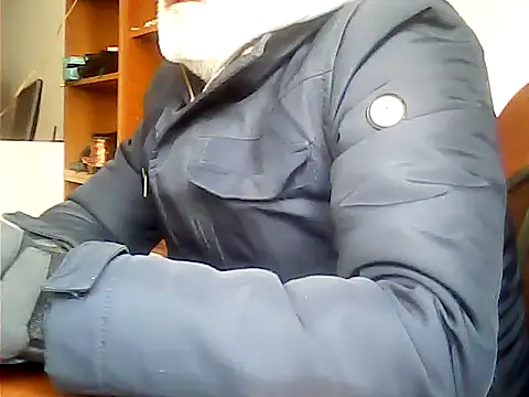 Snapshot of zormen355 chatting on 7, 1, 2026 zormen355 online show from 7, 1, 2026