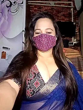 Snapshot of albelasummi702 chatting on 9, 11, 2025 albelasummi702 online show from 9, 11, 2025