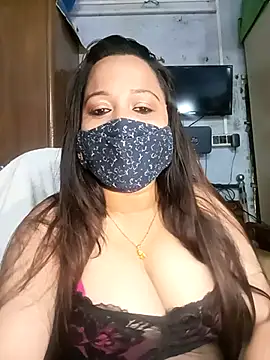 Snapshot of albelasummi702 chatting on 14, 2, 2025 albelasummi702 online show from 14, 2, 2025