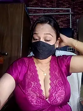 Snapshot of albelasummi702 chatting on 18, 2, 2025 albelasummi702 online show from 18, 2, 2025