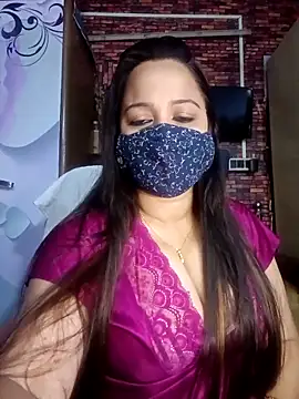 Snapshot of albelasummi702 chatting on 24, 2, 2025 albelasummi702 online show from 24, 2, 2025