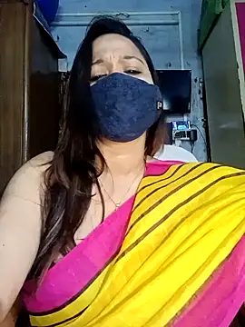 Snapshot of albelasummi702 chatting on 9, 2, 2025 albelasummi702 online show from 9, 2, 2025