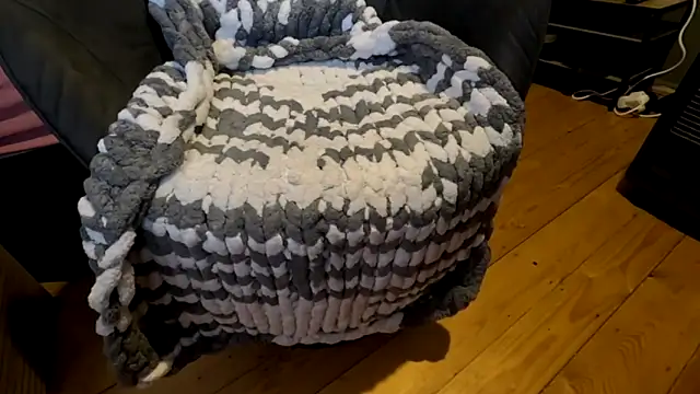 T0Yforeskin online show from 14, 2, 2026