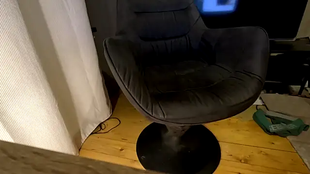 T0Yforeskin online show from 26, 9, 2025