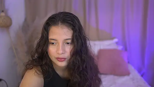 lirio05 online show from 24, 11, 2025