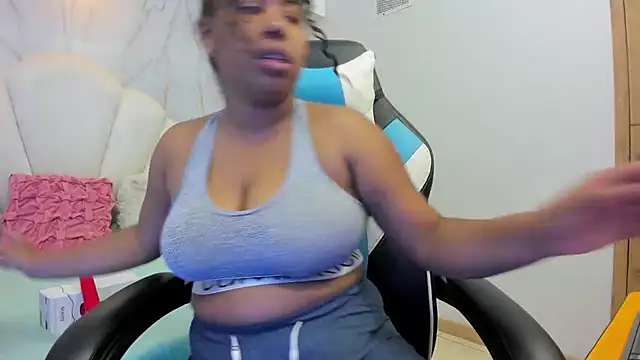 Lizzie Williams  online show from 26, 10, 2025