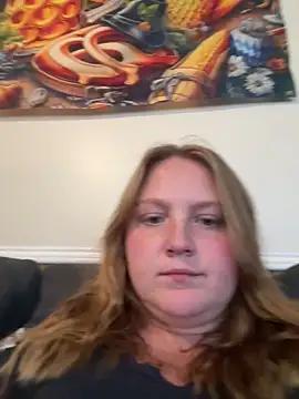 Snapshot of PhatAssBlond chatting on 12, 9, 2025 PhatAssBlond online show from 12, 9, 2025