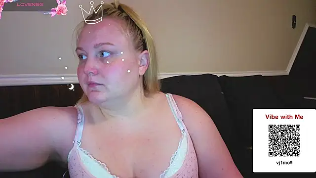 PhatAssBlond online show from 4, 3, 2026