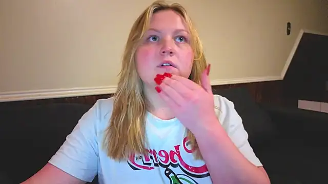 PhatAssBlond online show from 18, 2, 2026